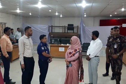 নেত্রকোনায় জেলা পরিষদ নির্বাচনে ভোটগ্রহণ চলছে