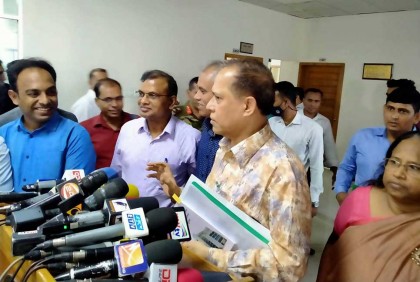 ভোটকক্ষে দ্বিতীয় কোনো ব্যক্তি এবার নজরে আসেনি, আমরা সন্তুষ্ট : সিইসি

