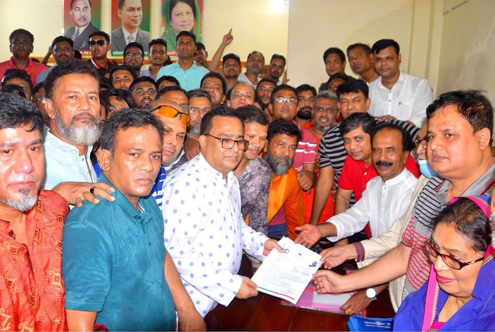 বগুড়ায় সম্মেলন ঘিরে উৎসবমুখর বিএনপির কার্যালয়