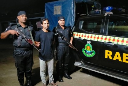 টেকনাফে নগদ এজেন্ট হত্যা মামলার আসামি গ্রেফতার 

