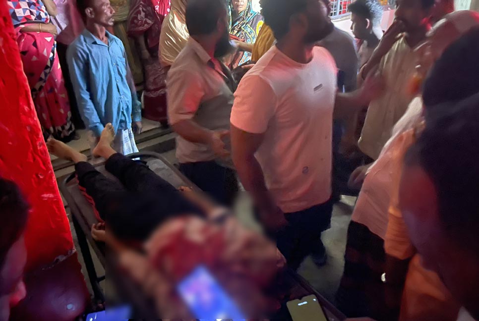 নরসিংদীতে ইজিবাইকের সঙ্গে সংঘর্ষে দুই মোটরসাইকেল আরোহী নিহত

