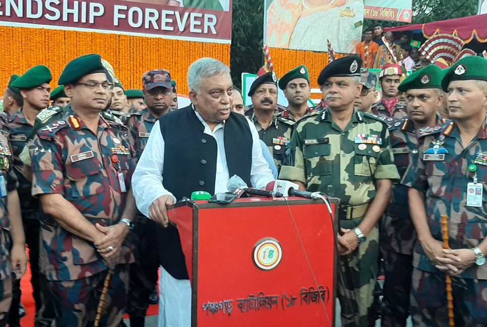 যুগযুগ ধরে বাংলাদেশ-ভারতের বন্ধুত্ব অটুট থাকবে : স্বরাষ্ট্রমন্ত্রী

