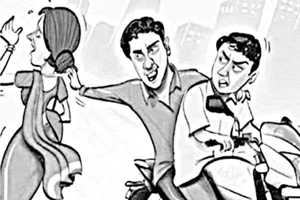 সন্ধ্যার পর ছিনতাইকারীদের দখলে টঙ্গী!
