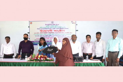 বগুড়ায় শিক্ষক-সুপারভাইজারদের বুনিয়াদী প্রশিক্ষণের উদ্বোধন