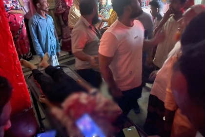 নরসিংদীতে ইজিবাইকের সঙ্গে সংঘর্ষে দুই মোটরসাইকেল আরোহী নিহত
