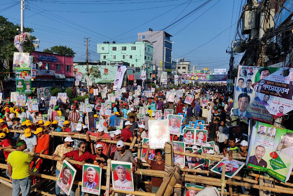 সকাল হতে না হতেই বিএনপির সমাবেশস্থল লোকে লোকারণ্য