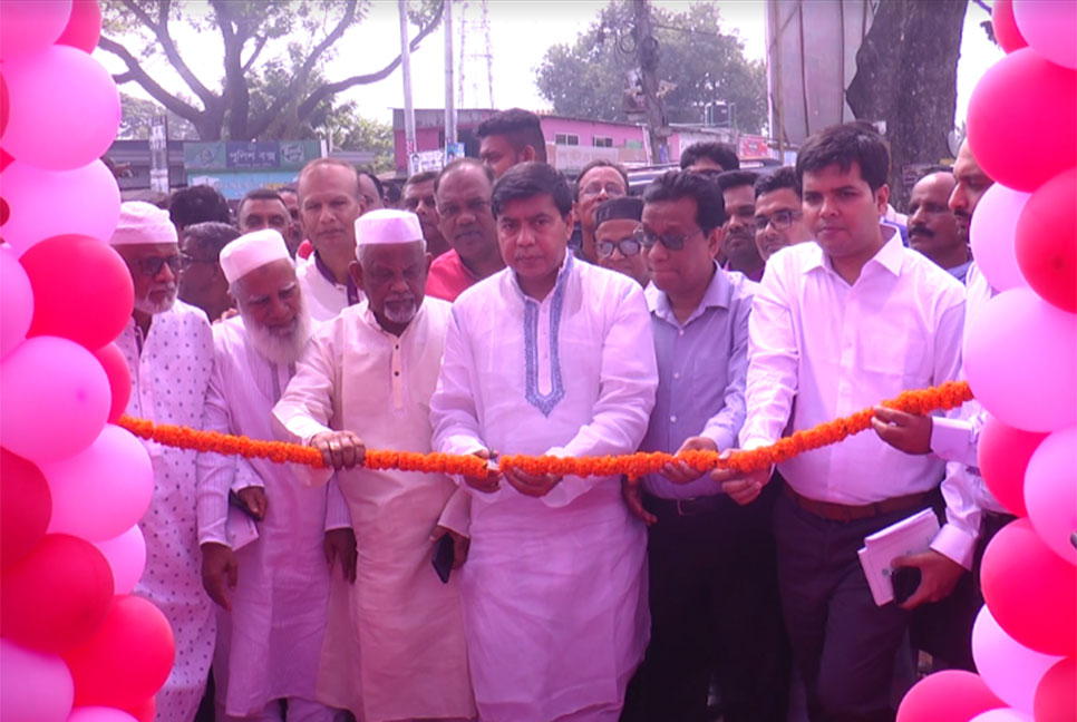 সিরাজগঞ্জে মাসব্যাপী তাঁতবস্ত্র ও হস্তশিল্প মেলা শুরু