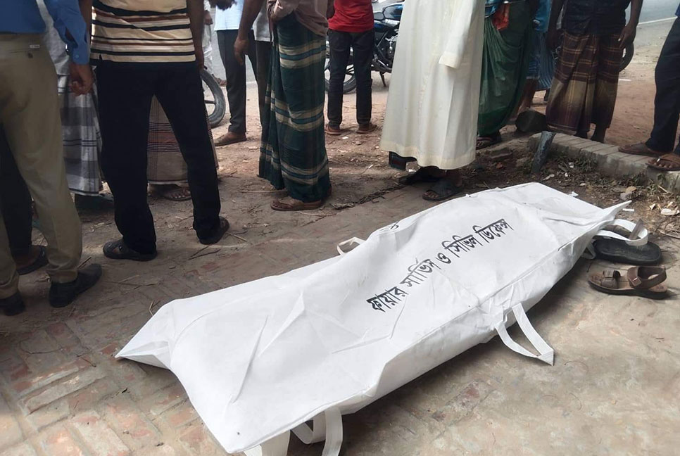 সিরাজগঞ্জে সড়ক দুর্ঘটনায় একজন নিহত, আহত ৩