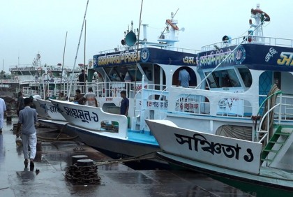 সম্ভাব্য দুর্যোগের আশঙ্কায় উদ্বিগ্ন উপকূলের লাখো মানুষ, প্রস্তুত ৪ হাজার সাইক্লোন শেল্টার  