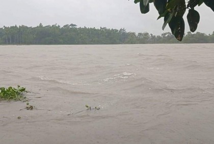 ঝালকাঠিতে তলিয়ে গেছে ১১০ গ্রাম, চার শতাধিক আশ্রয় কেন্দ্র প্রস্তুত