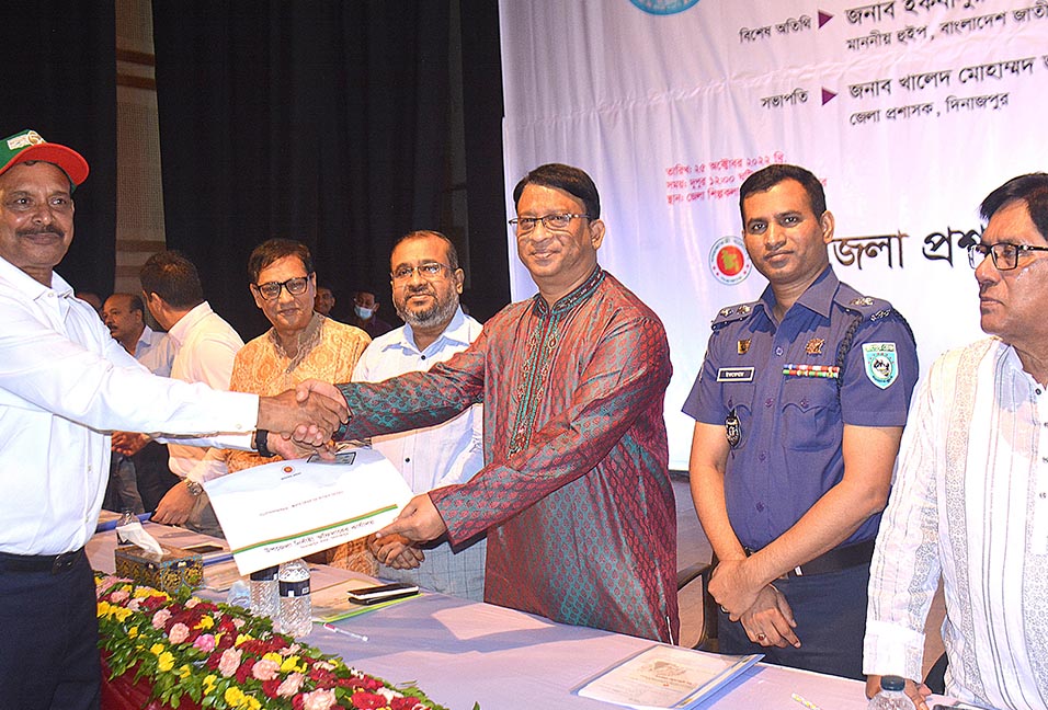 ‘বীর মুক্তিযোদ্ধাদের যোগ্য সম্মানের জায়গায় আসীন করেছেন প্রধানমন্ত্রী’