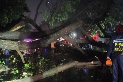 ঘূর্ণিঝড় সিত্রাং: স্বাভাবিক হচ্ছে ঢাকা থেকে বিভিন্ন রুটে যান চলাচল 