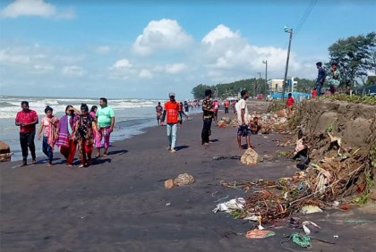 কক্সবাজারে দুই শতাধিক গ্রাম প্লাবিত, ৬ হাজার ঘরবাড়ি ক্ষতিগ্রস্ত 