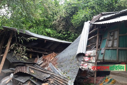 সিত্রাংয়ের তাণ্ডবে ভোলায় মৃত্যু বেড়ে ৫