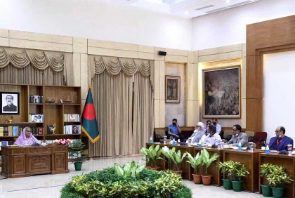 এখন তো হাওয়া ভবন নেই, দেশ ও মানুষের কথা ভাবুন : প্রধানমন্ত্রী

