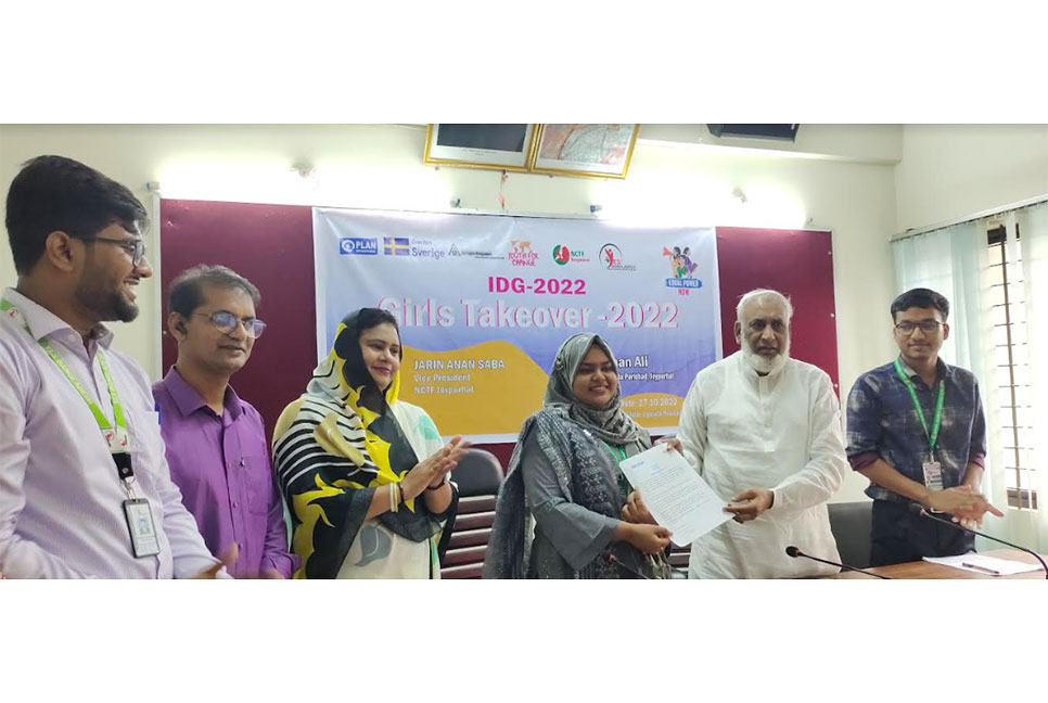 জয়পুরহাটে এক ঘণ্টার উপজেলা চেয়ারম্যান স্কুলছাত্রী জারিন