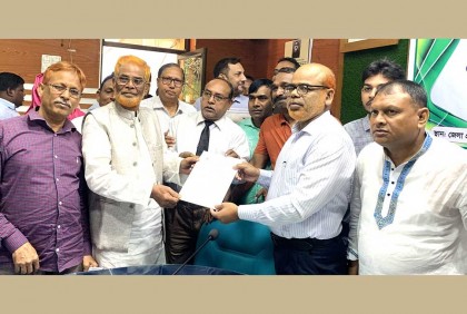 চাঁপাইনবাবগঞ্জে বিনা-প্রতিদ্বন্দ্বিতায় চেয়ারম্যান হলেন রুহুল আমিন

