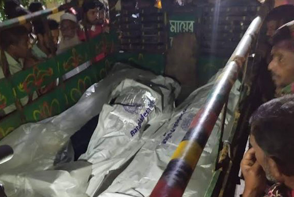 কুষ্টিয়ায় সড়ক দুর্ঘটনায় বাবা-ছেলের প্রাণহানি