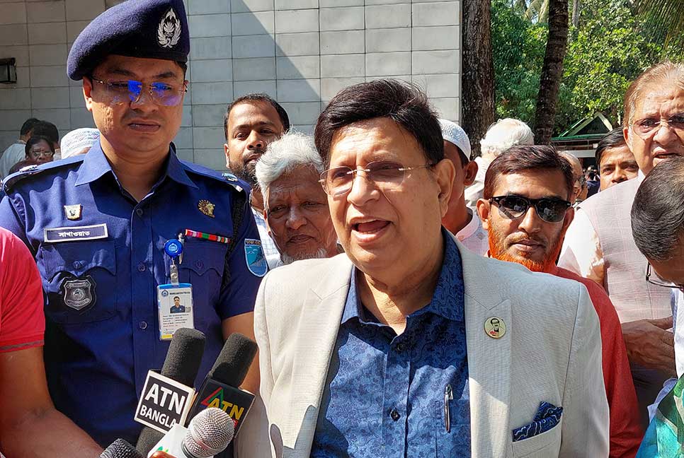 সাংবাদিকদের গবেষণা করার উপদেশ দিলেন পররাষ্ট্রমন্ত্রী

