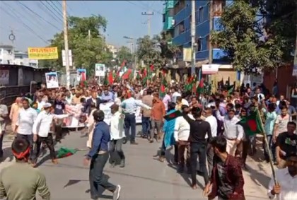 মিছিলের নগরীতে পরিণত হয়েছে রংপুর