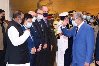 স্বাস্থ্য পরীক্ষায় জার্মান ও যুক্তরাজ্যের উদ্দেশে রাষ্ট্রপতির ঢাকা ত্যাগ