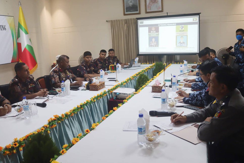 সীমান্তে উত্তেজনা : কক্সবাজারে বিজিবি-বিজিপি পতাকা বৈঠক 


