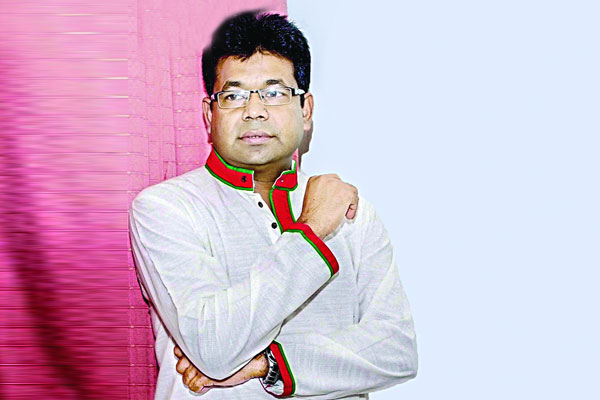 নতুন গানে
