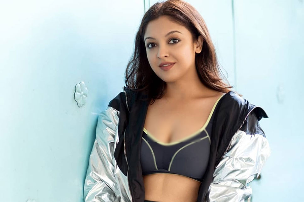 আমাকে মারতে কালোজাদু করা হয়েছিল : তনুশ্রী