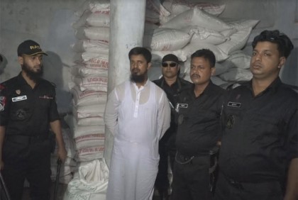 ২৮০ বস্তা ওএমএস’র চাল জব্দ, অভিযানে গ্রেফতার ২
