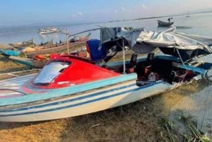 কাপ্তাই হ্রদে দুটি বোটের সংঘর্ষ : দুই শিক্ষার্থী নিখোঁজ, আহত ৭