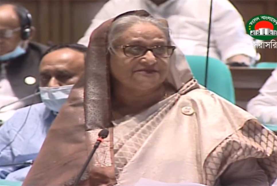 বিশ্ব অর্থনৈতিক বিপর্যয়ে বাংলাদেশও ভুগছে : প্রধানমন্ত্রী

