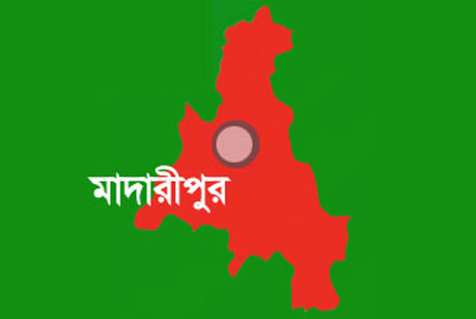 মাদারীপুরে হামলার অভিযোগ, জেলা স্বেচ্ছাসেবক দলের সাধারণ সম্পাদকসহ আহত ১০