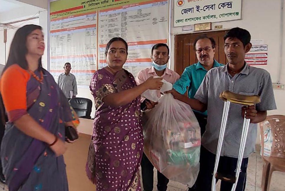 জেলা প্রশাসকের সহায়তায় কাজে ফিরলেন সাহাবুদ্দিন