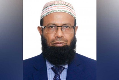 শুধু টাকার পেছনে ছুটলে হবে না, আন্তরিক হয়ে সেবা দিতে হবে : স্বাস্থ্য সচিব

