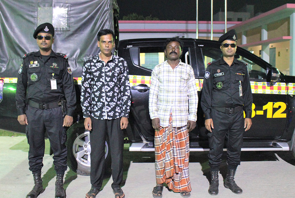 ‘১৬ বছর আগের সুদের’ টাকার জন্য গৃহবধূকে ধর্ষণ, আটক দু’জন