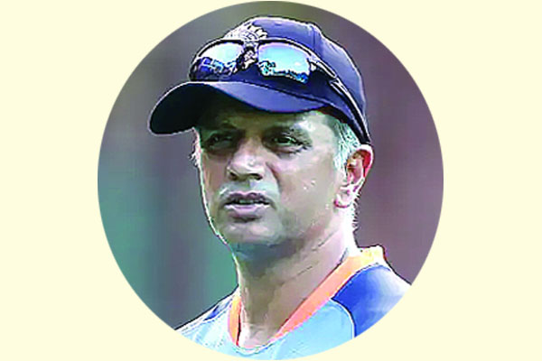 দ্রাবিড় বিশ্রামে, দায়িত্বে লক্ষ্মণ