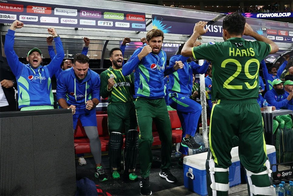 ভারতের কাছে হেরেই বিশ্বকাপ জয়ের গন্ধ পেয়েছিল পাকিস্তান : আনন্দবাজার