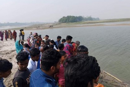 দৌলতদিয়া ক্যানাল ঘাট এলাকায় অজ্ঞাত ব্যক্তির লাশ
