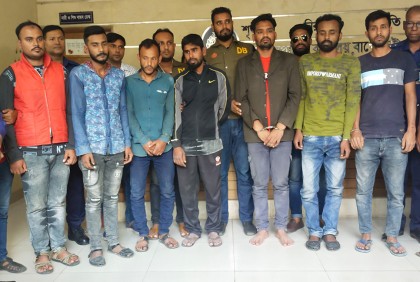 বাগেরহাটে স্বেচ্ছাসেবক দলের নেতা হত্যায় যুবলীগ নেতাসহ গ্রেফতার ৯