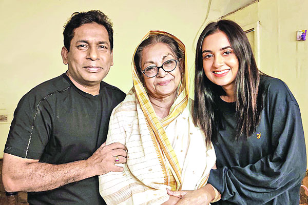 এক ফ্রেমে দিলারা জামান-মোশাররফ-তানিয়া