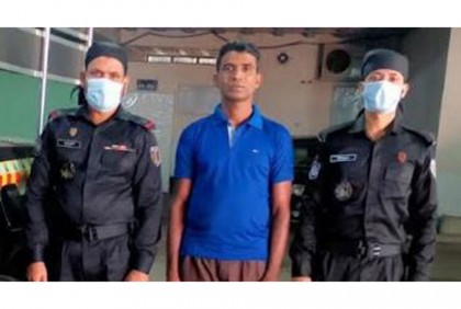 রাজধানীতে গাঁজা পাচারকালে আটক ১