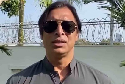 পাকিস্তান দলকে প্রশংসায় ভাসালেন শোয়েব আখতার