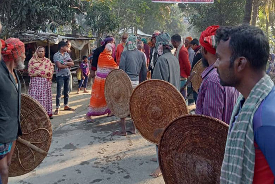 শৈলকুপায় গ্রামবাসী দুই পক্ষের সংঘর্ষে আহত ১০