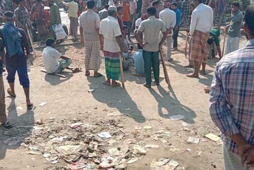 অটোরিকশায় যাত্রী তোলা নিয়ে দুই গ্রামের সংঘর্ষ, আহত অর্ধশতাধিক