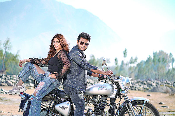 চন্দন রায়ের নির্মাণে ‘তুম আও দো বারা’