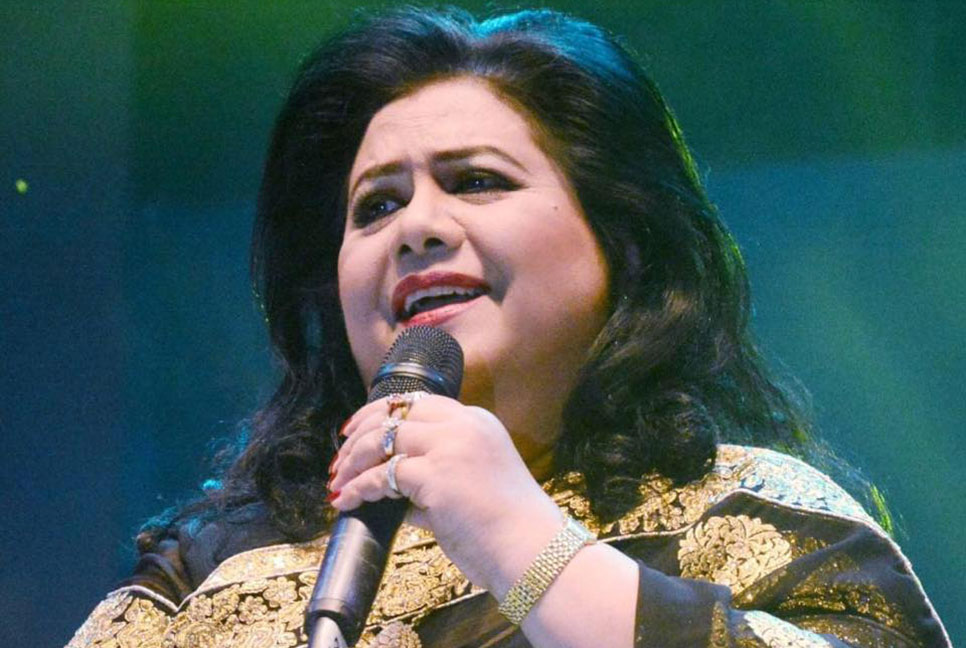 কিংবদন্তি রুনা লায়লার জন্মদিন আজ
