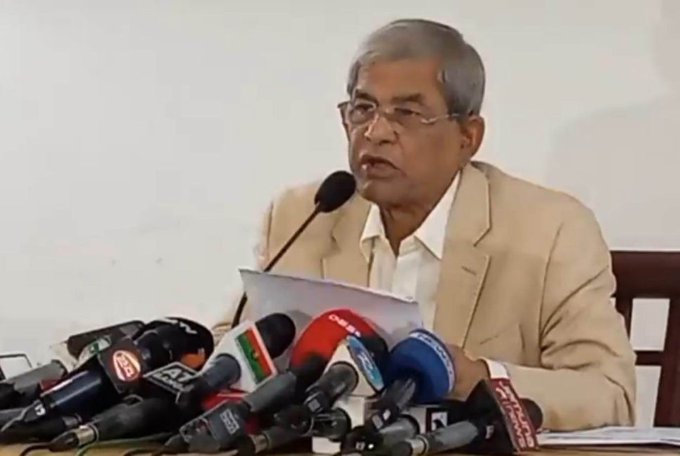 মৌলিক অধিকারের দাবিতে মানুষ সমাবেশে হাজির হচ্ছে: মির্জা ফখরুল 