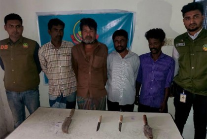 গাজীপুরে ডাকাতির প্রস্তুতিকালে ৪ ডাকাত গ্রেফতার 