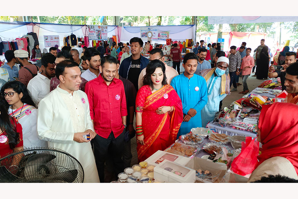 ময়মনসিংহে নারী উদ্যোক্তাদের শীত আগমনী মেলা