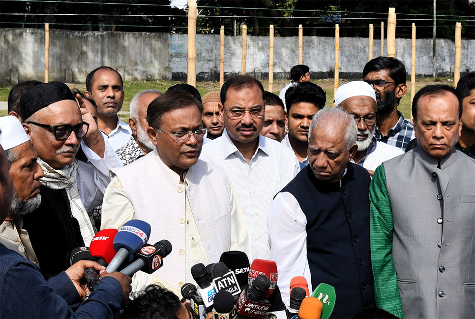 বিএনপি সমাবেশ ডাকলে পরিবহন মালিক-শ্রমিকরা আতঙ্কে থাকেন : তথ্যমন্ত্রী